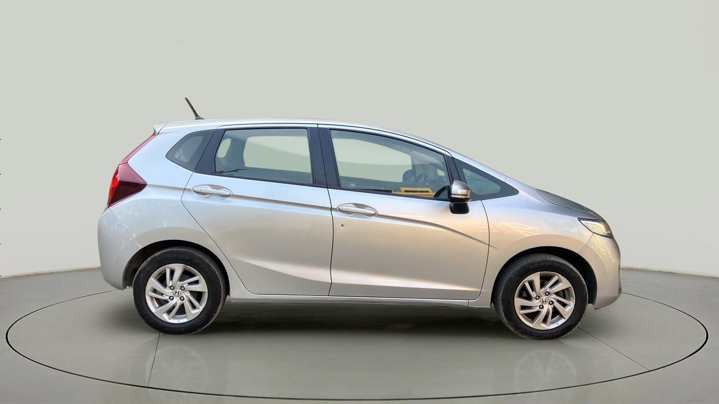 2016 Honda Jazz 1.2L I-VTEC V AT, Petrol, Automatic, 53,642 km, Right Back Diagonal