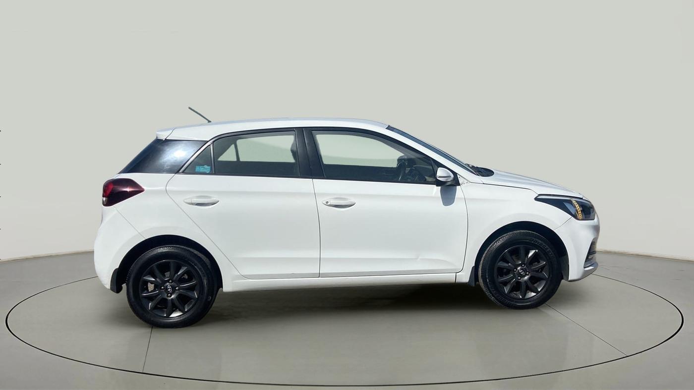 2019 Hyundai Elite i20 SPORTZ PLUS 1.2, Petrol, Manual, 42,376 km, Right Side View