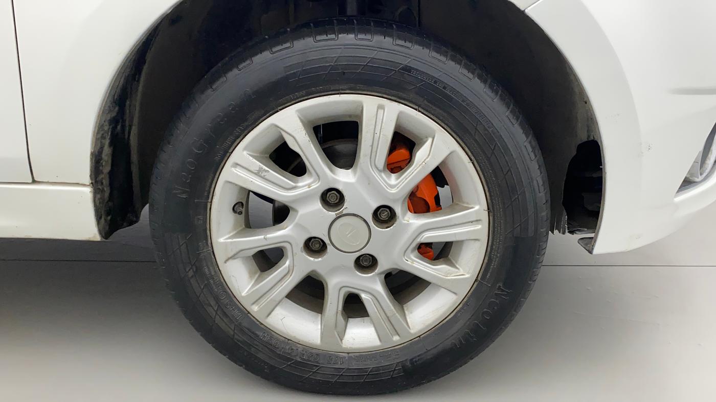 2016 Tata Tiago XZ PETROL, Petrol, Manual, 76,863 km, Right Front Wheel