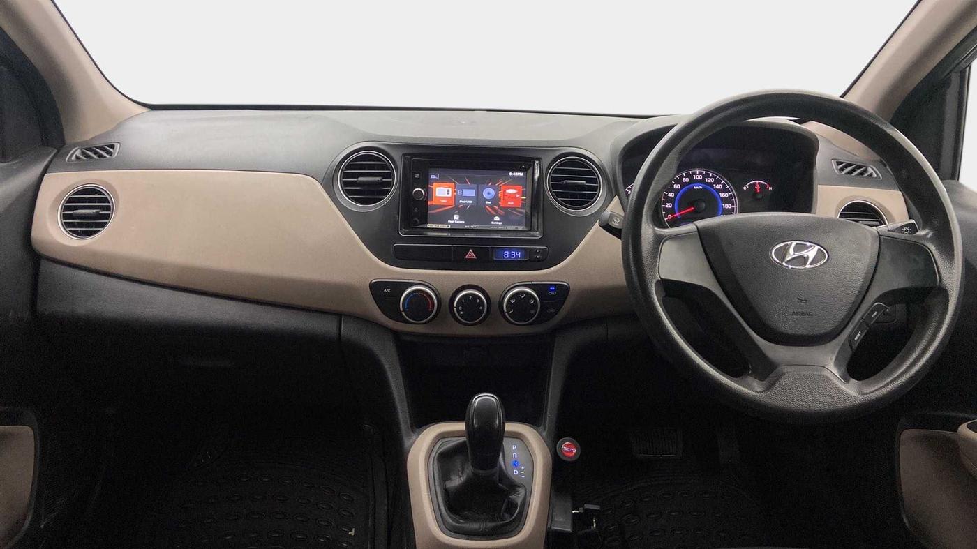 2016 Hyundai Grand i10 MAGNA AT 1.2 KAPPA VTVT, Petrol, Automatic, 51,747 km, Dashboard
