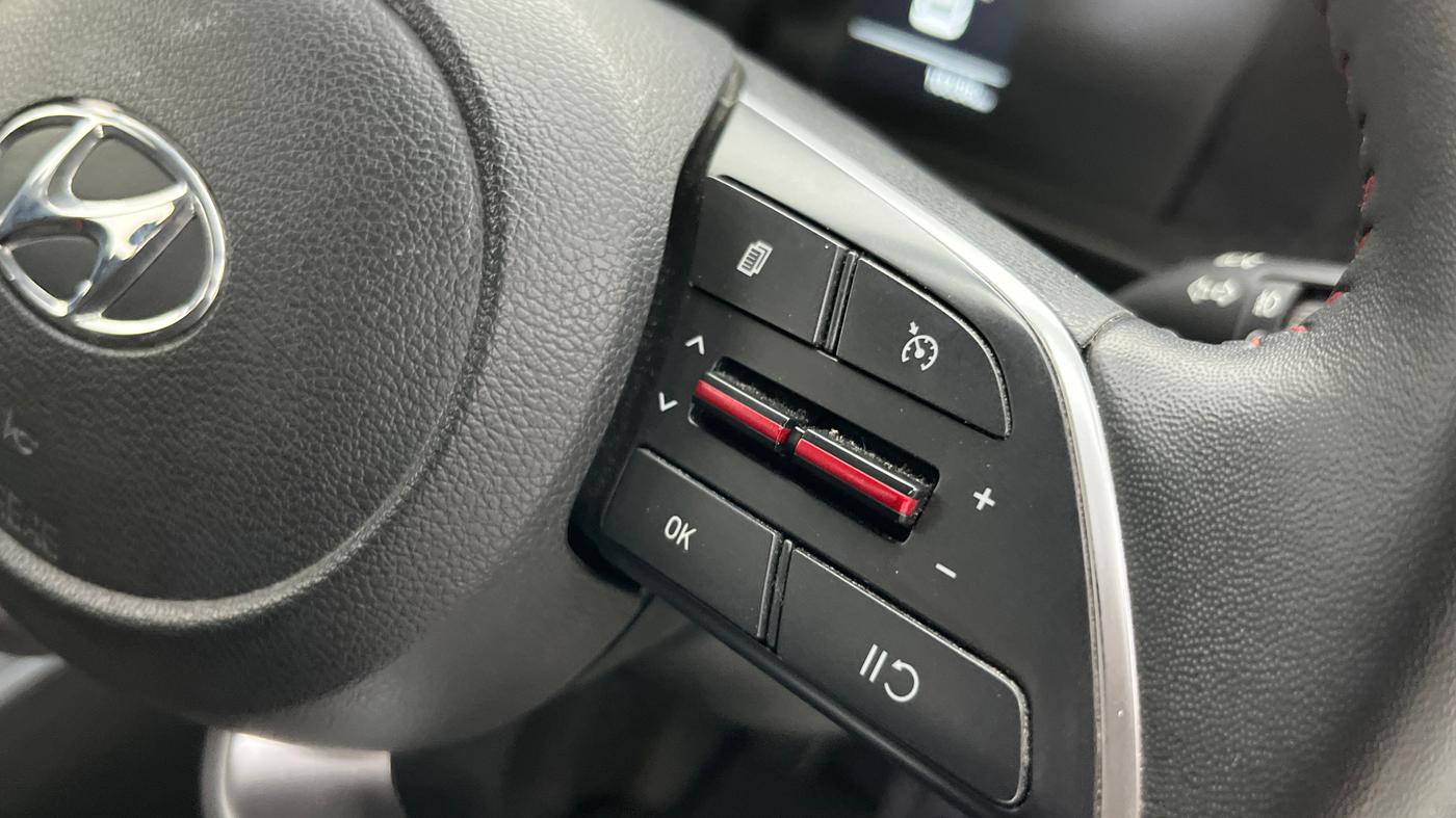 2022 Hyundai NEW I20 ASTA (O) 1.2 MT DUAL TONE, Petrol, Manual, 10,336 km, Adaptive Cruise Control