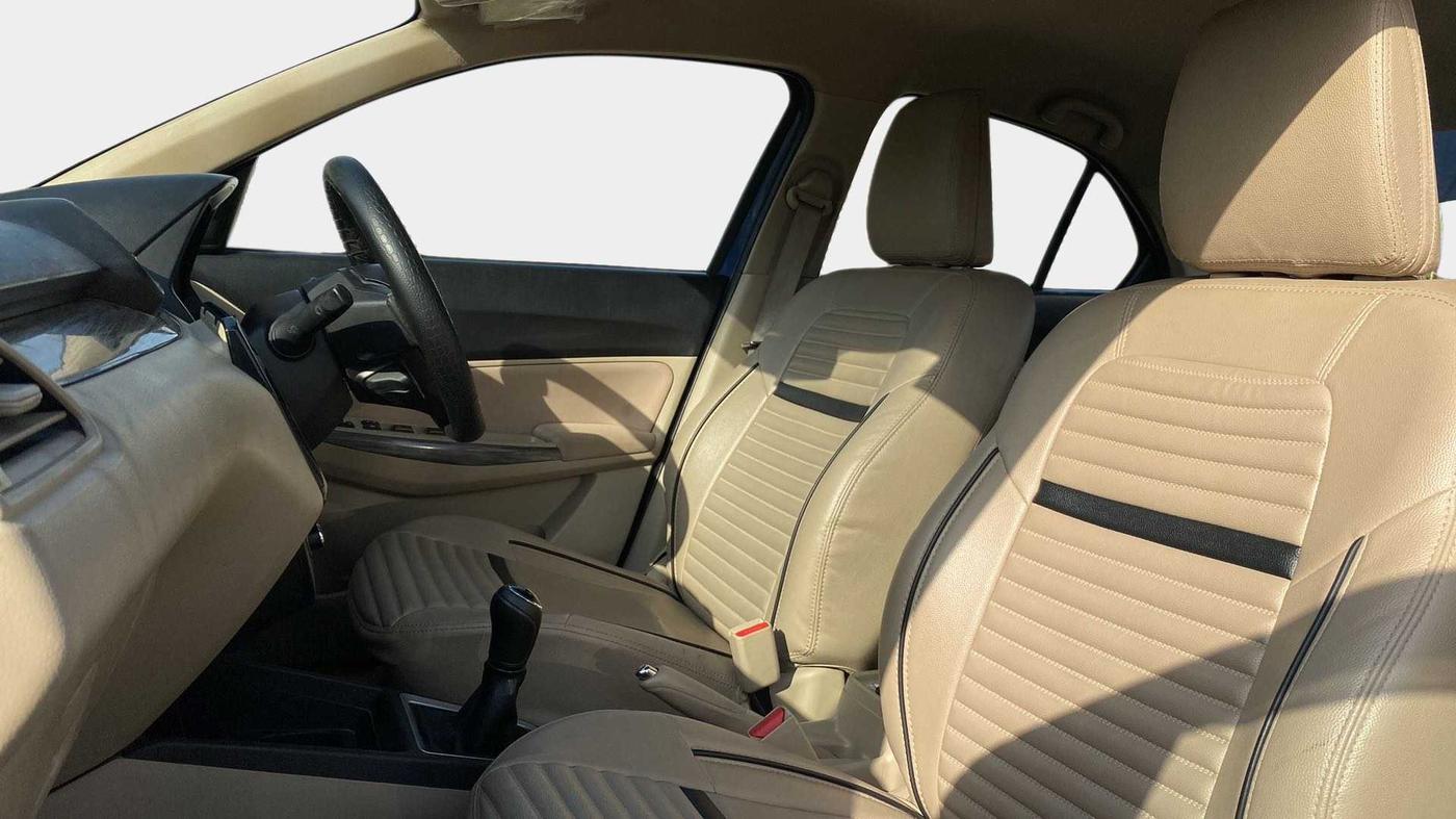 2021 Maruti Dzire ZXI Plus, Petrol, Manual, 28,085 km, Right Side Front Door Cabin