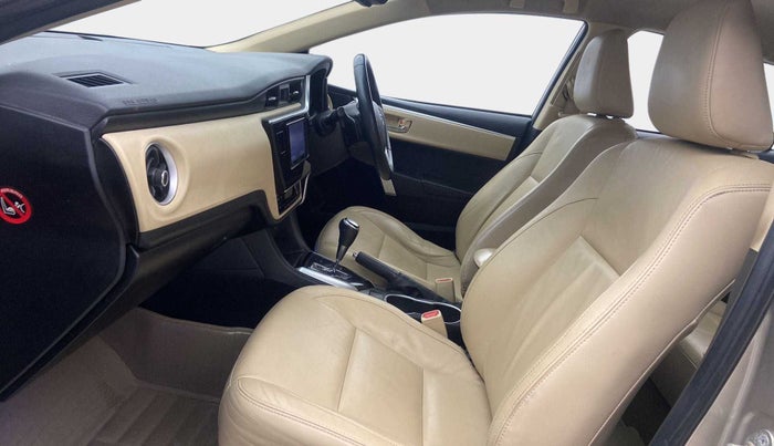 2017 Toyota Corolla Altis VL CVT PETROL, Petrol, Automatic, 98,305 km, Right Side Front Door Cabin