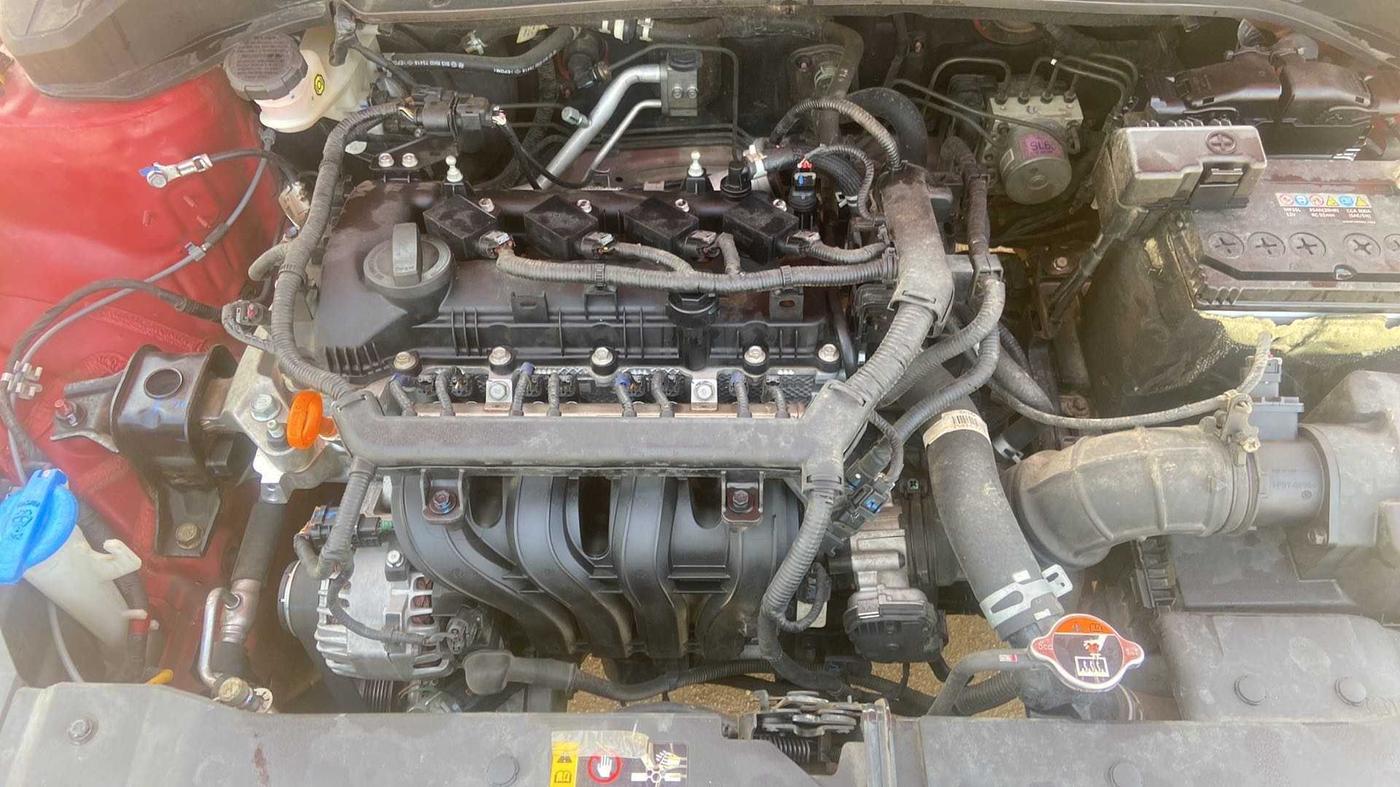 2021 Hyundai NEW I20 SPORTZ 1.2 MT DUAL TONE, Petrol, Manual, 25,665 km, Open Bonet