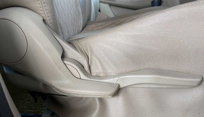 2017 Maruti Dzire VXI, Petrol, Manual, 42,483 km, Driver Side Adjustment Panel