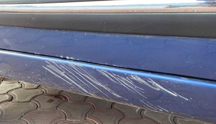 2021 Maruti Baleno ZETA PETROL 1.2, Petrol, Manual, 25,977 km, Left running board - Minor scratches