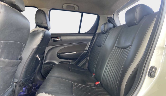2016 Maruti Swift VXI O, Petrol, Manual, 1,12,627 km, Right Side Rear Door Cabin