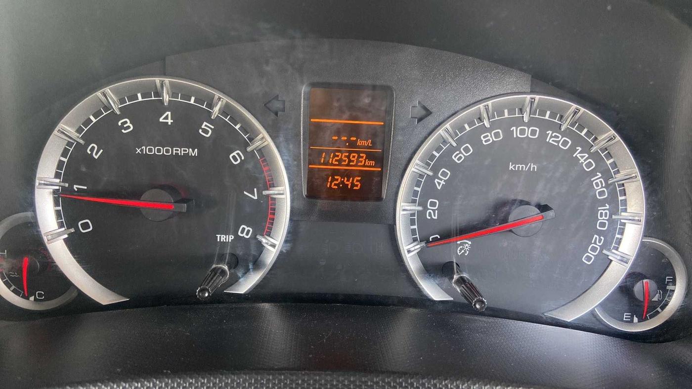 2016 Maruti Swift VXI O, Petrol, Manual, 1,12,627 km, Odometer Image