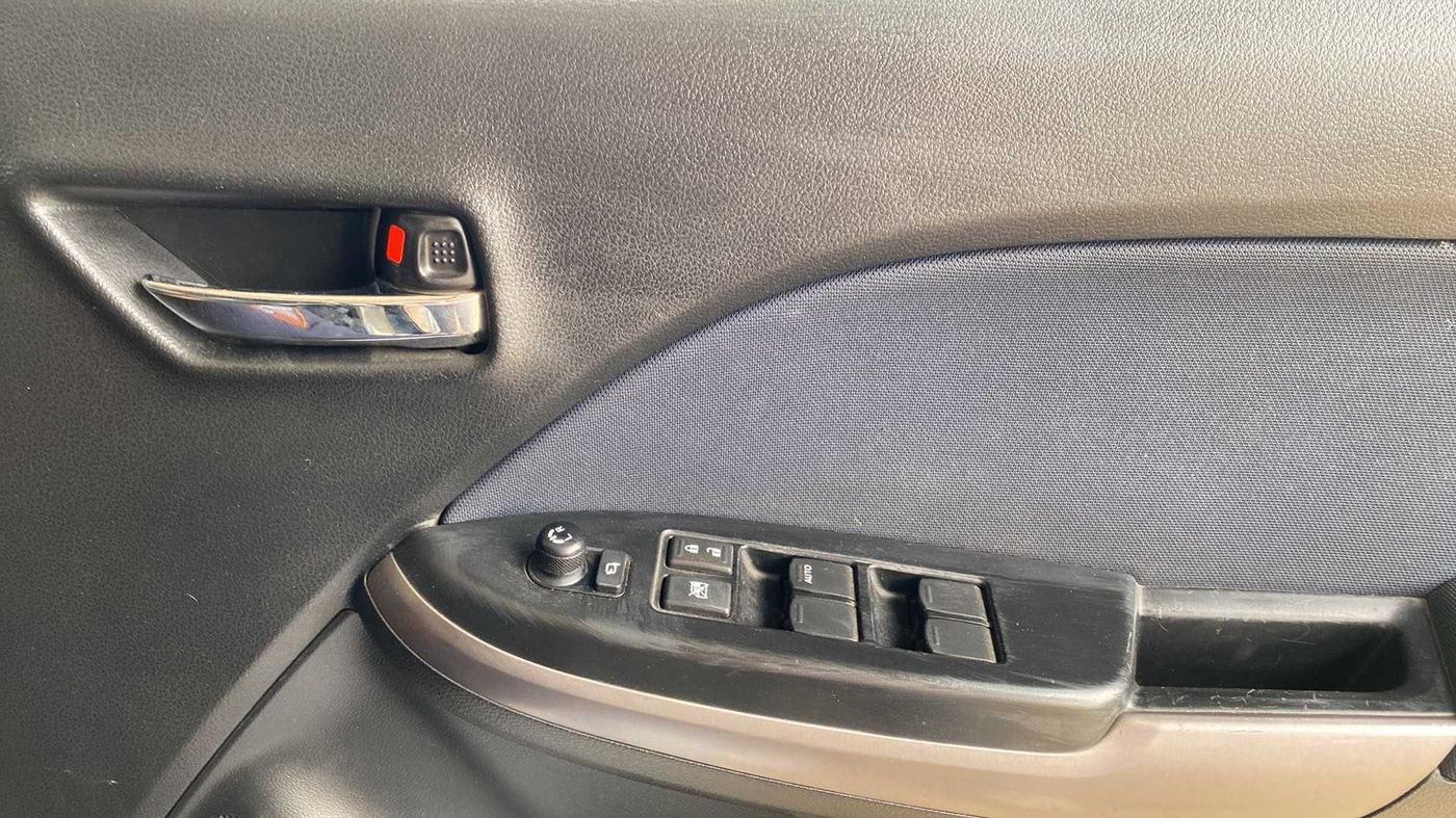 2021 Maruti Baleno ZETA PETROL 1.2, Petrol, Manual, 38,391 km, Driver Side Door Panels Control