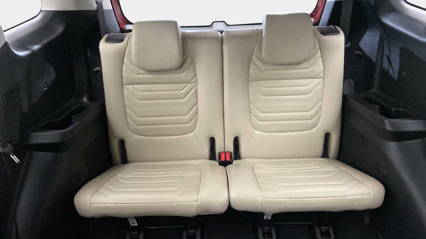 2022 KIA CARENS LUXURY PLUS 1.4 PETROL 6 STR, Petrol, Manual, 9,450 km, Third Seat Row ( optional )