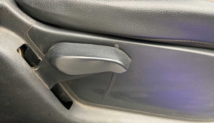 2020 Ford Ecosport TITANIUM 1.5 SPORTS(SUNROOF) PETROL, Petrol, Manual, 50,309 km, Driver Side Adjustment Panel