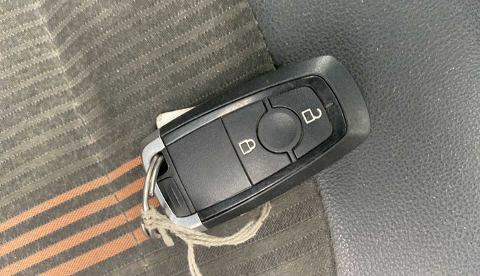 2020 Ford Ecosport TITANIUM 1.5 SPORTS(SUNROOF) PETROL, Petrol, Manual, 50,309 km, Key Close Up