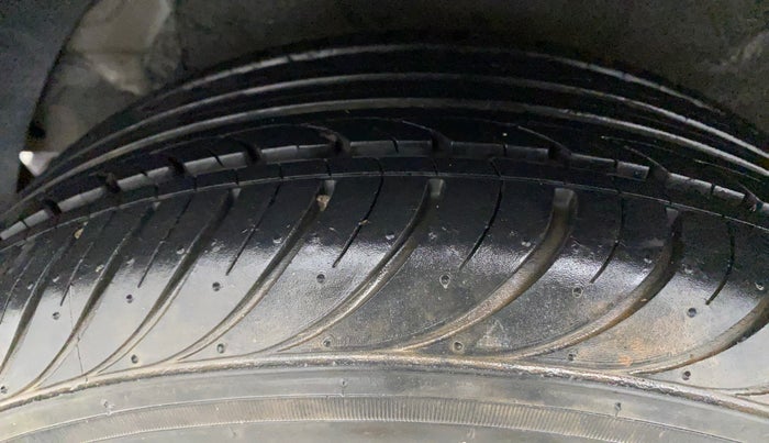 2011 Hyundai i20 SPORTZ (O) 1.2, Petrol, Manual, 17,066 km, Right Rear Tyre Tread