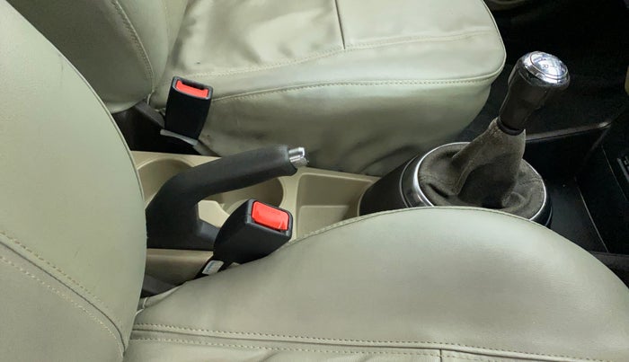 2011 Hyundai i20 SPORTZ (O) 1.2, Petrol, Manual, 17,066 km, Gear Lever