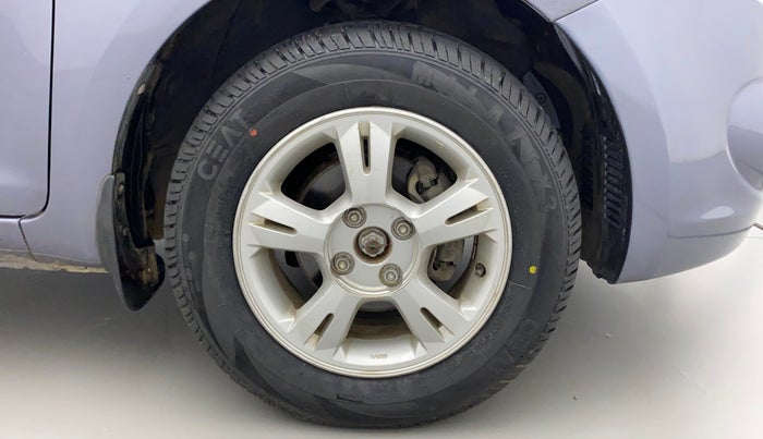 2011 Hyundai i20 SPORTZ (O) 1.2, Petrol, Manual, 17,066 km, Right Front Wheel