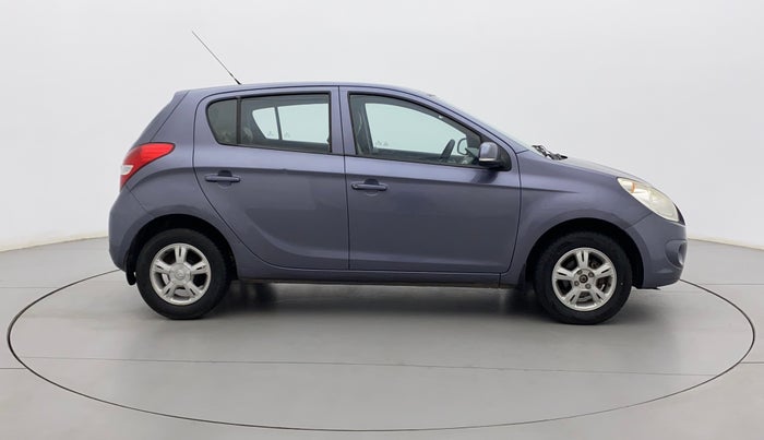 2011 Hyundai i20 SPORTZ (O) 1.2, Petrol, Manual, 17,066 km, Right Side View