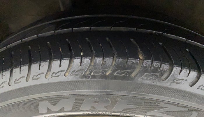 2019 Honda Amaze 1.2L I-VTEC VX CVT, Petrol, Automatic, 23,500 km, Right Front Tyre Tread