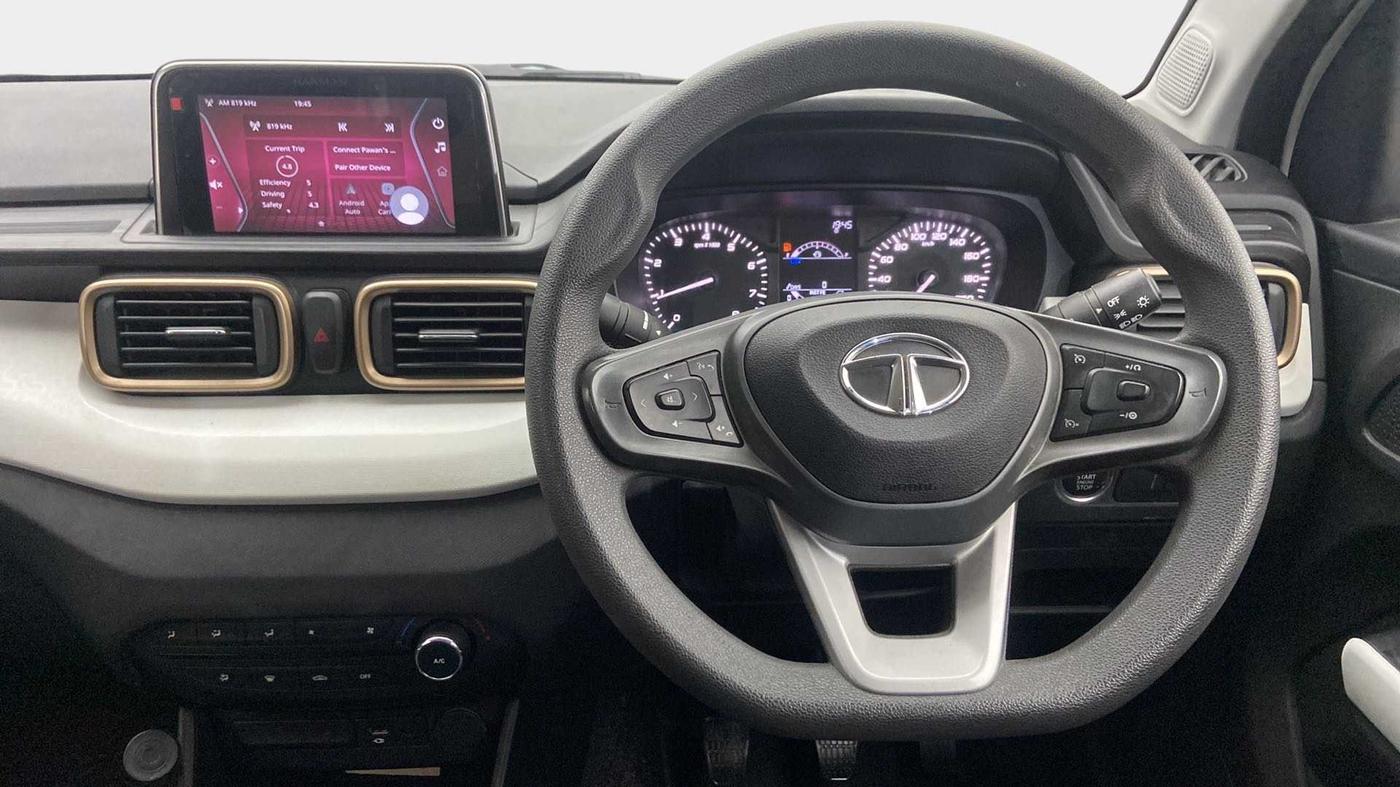 2021 Tata PUNCH ACCOMPLISHED MT, Petrol, Manual, 21,222 km, Steering Wheel Close Up