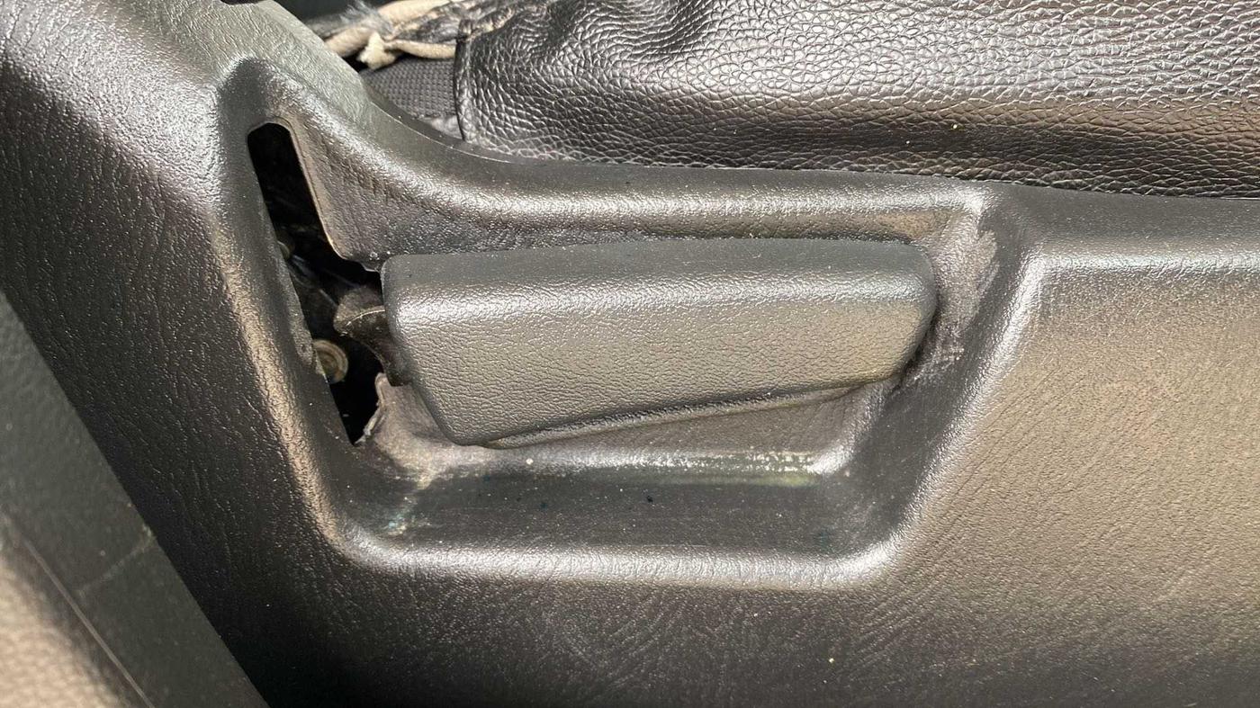 2021 Maruti Alto VXI PLUS, Petrol, Manual, 10,760 km, Driver Side Adjustment Panel