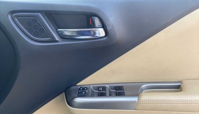 2016 Honda City 1.5L I-VTEC VX CVT, Petrol, Automatic, 47,306 km, Driver Side Door Panels Control