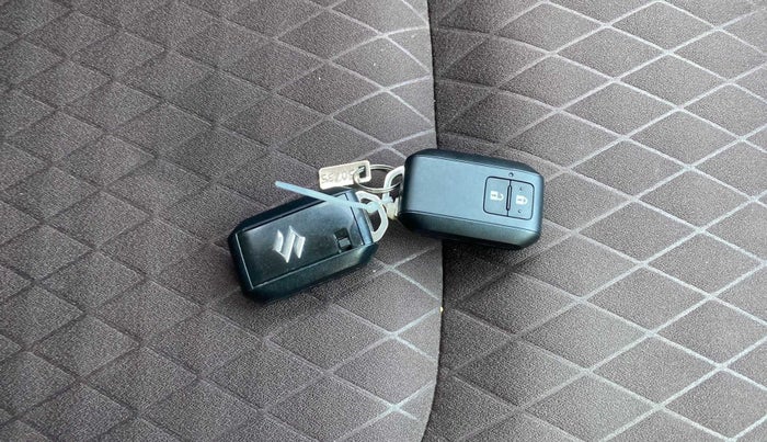 2023 Maruti Grand Vitara SIGMA SMART HYBRID, Petrol, Manual, 8,908 km, Key Close Up