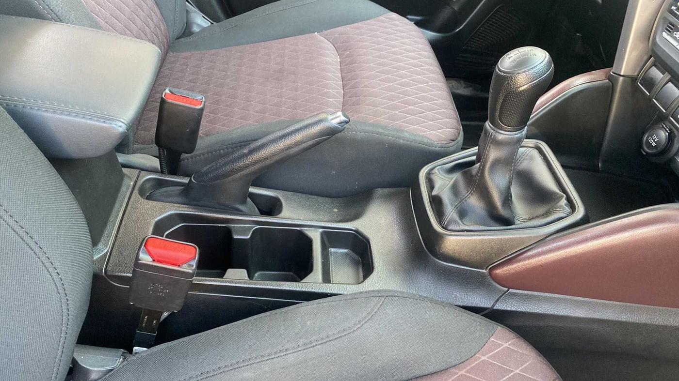 2023 Maruti Grand Vitara SIGMA SMART HYBRID, Petrol, Manual, 8,908 km, Gear Lever