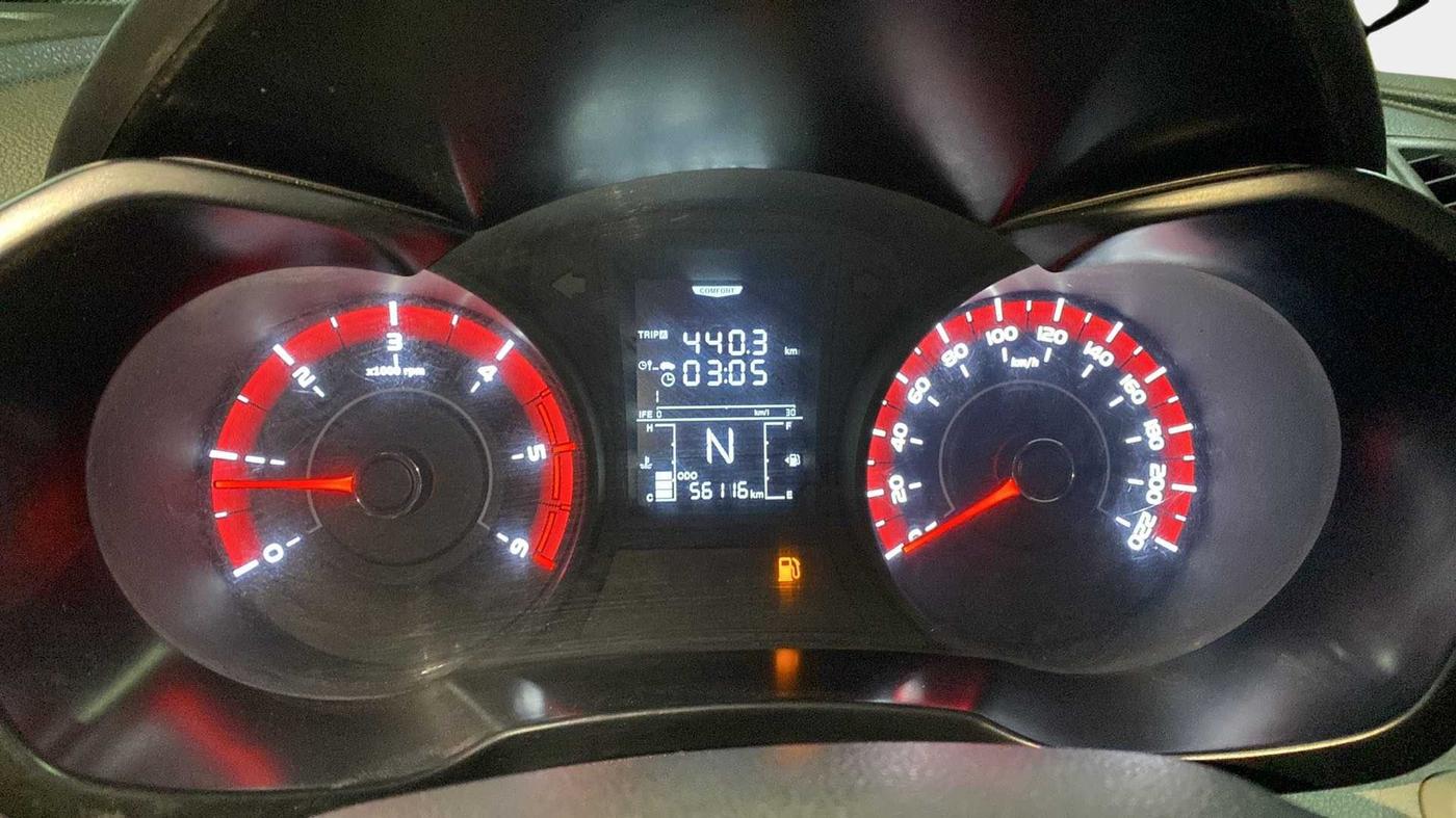 2020 Mahindra XUV300 W4 1.5 DIESEL, Diesel, Manual, 56,076 km, Odometer Image