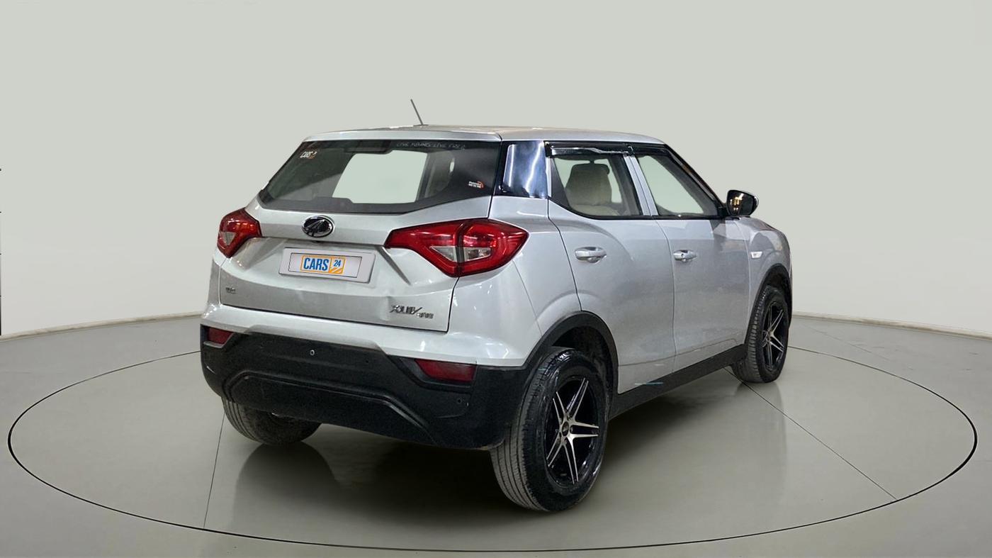 2020 Mahindra XUV300 W4 1.5 DIESEL, Diesel, Manual, 56,076 km, Right Back Diagonal