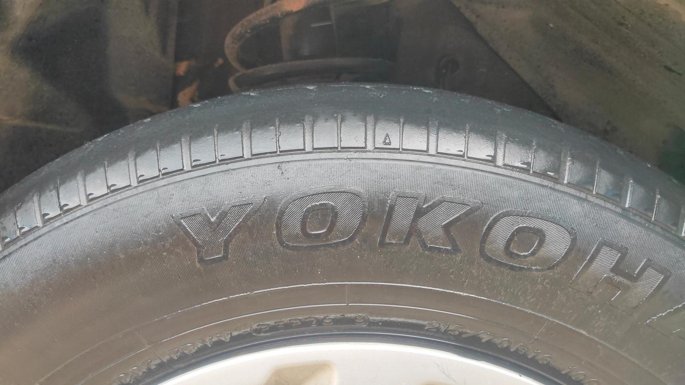 2023 Maruti Grand Vitara ALPHA PLUS HYBRID ECVT, Hybrid, Automatic, 71,000 km, Right Front Tyre Tread