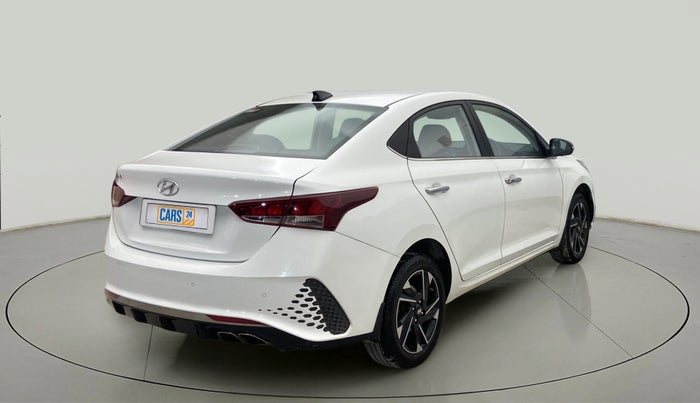 2021 Hyundai Verna SX (O) 1.0 TURBO DCT, Petrol, Automatic, 33,949 km, Right Back Diagonal