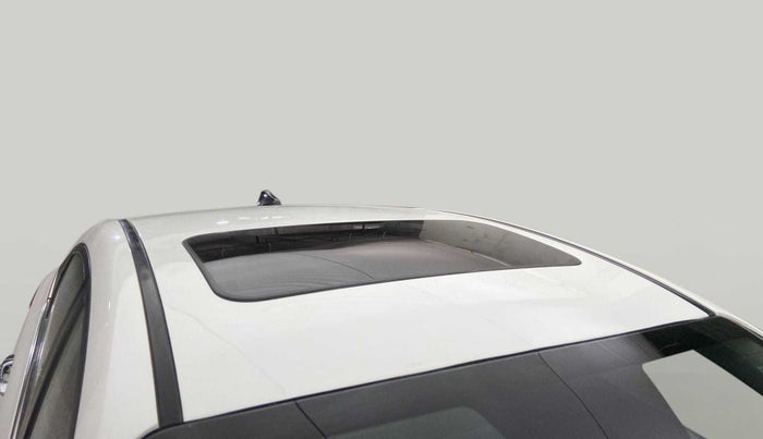 2021 Hyundai Verna SX (O) 1.0 TURBO DCT, Petrol, Automatic, 33,949 km, Roof