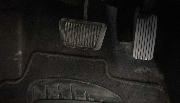 2021 Hyundai Verna SX (O) 1.0 TURBO DCT, Petrol, Automatic, 33,949 km, Pedals