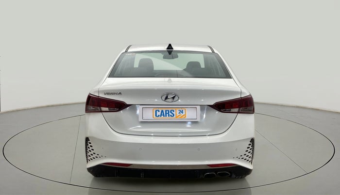 2021 Hyundai Verna SX (O) 1.0 TURBO DCT, Petrol, Automatic, 33,949 km, Back/Rear