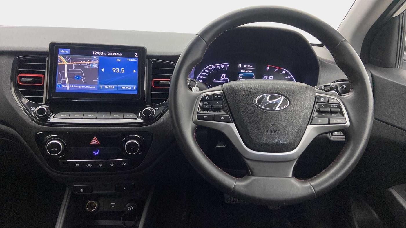 2021 Hyundai Verna SX (O) 1.0 TURBO DCT, Petrol, Automatic, 33,949 km, Steering Wheel Close Up