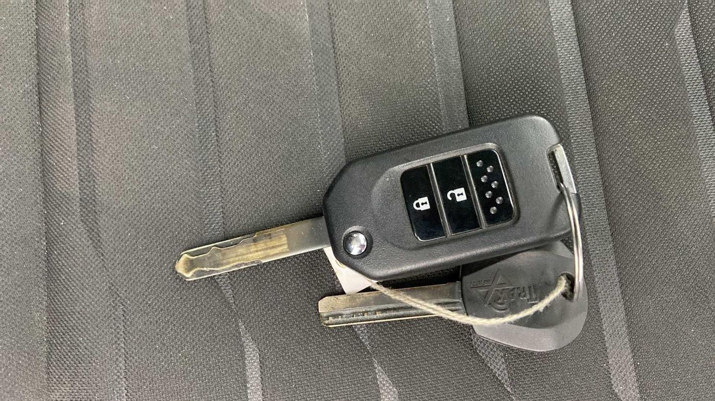 2021 Honda WR-V 1.2L I-VTEC SV MT, Petrol, Manual, 8,293 km, Key Close Up
