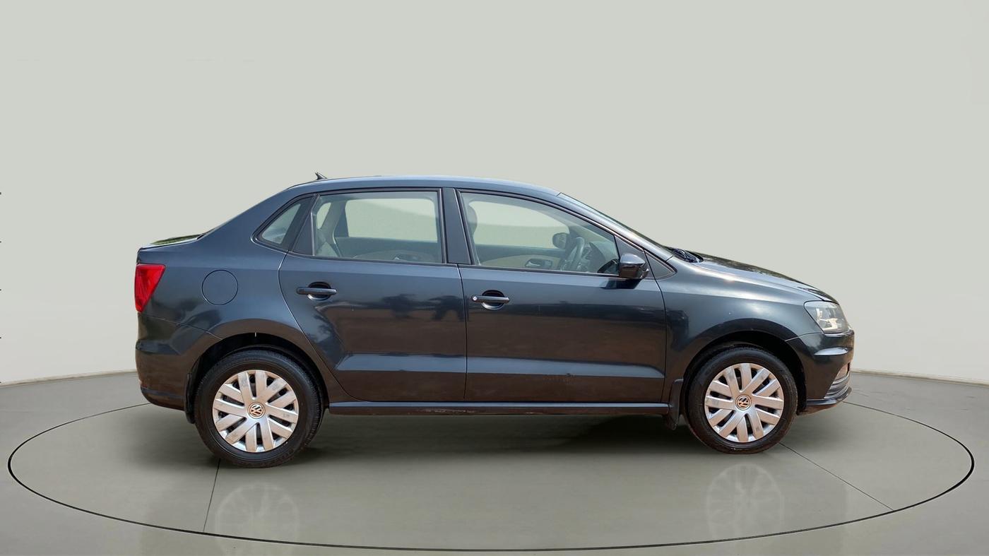 2017 Volkswagen Ameo COMFORTLINE 1.2L, Petrol, Manual, 89,489 km, Right Side View