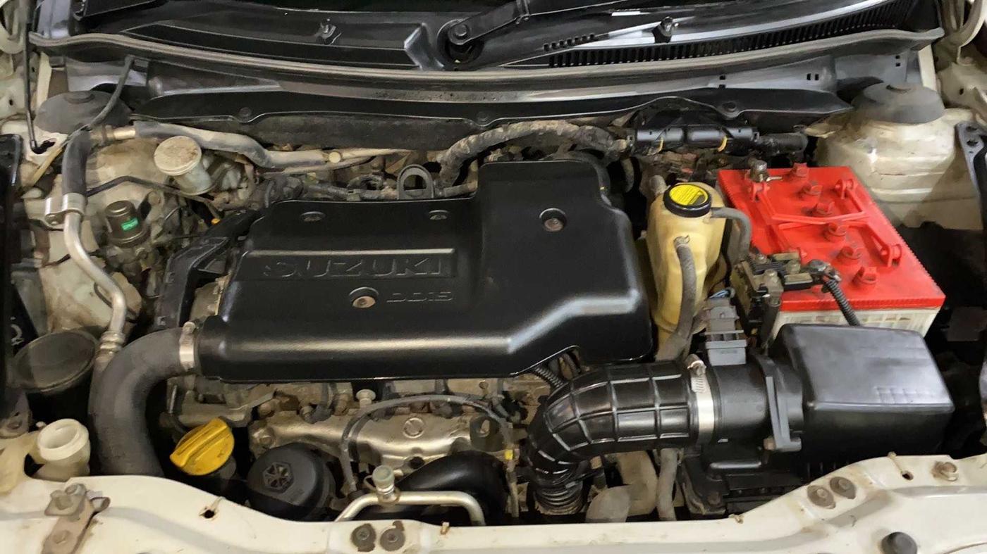 2012 Maruti Swift VDI, Diesel, Manual, 1,14,759 km, Open Bonet