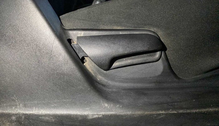 2012 Maruti Swift VDI, Diesel, Manual, 1,14,759 km, Driver Side Adjustment Panel