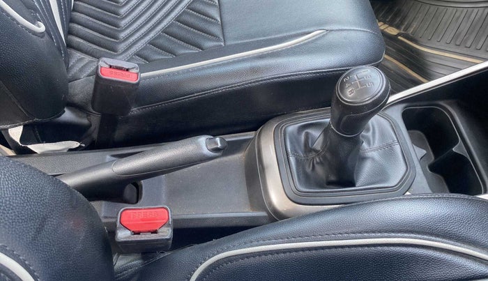 2018 Maruti IGNIS SIGMA 1.2, Petrol, Manual, 42,068 km, Gear Lever