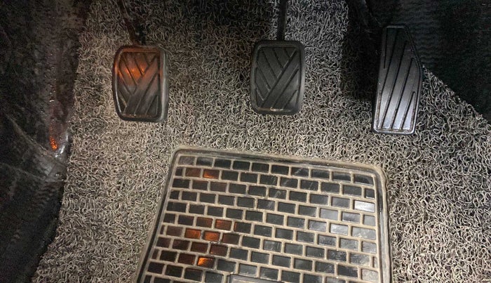 2020 Maruti Baleno ZETA PETROL 1.2, Petrol, Manual, 38,132 km, Pedals