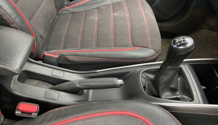 2020 Maruti Baleno ZETA PETROL 1.2, Petrol, Manual, 38,132 km, Gear Lever