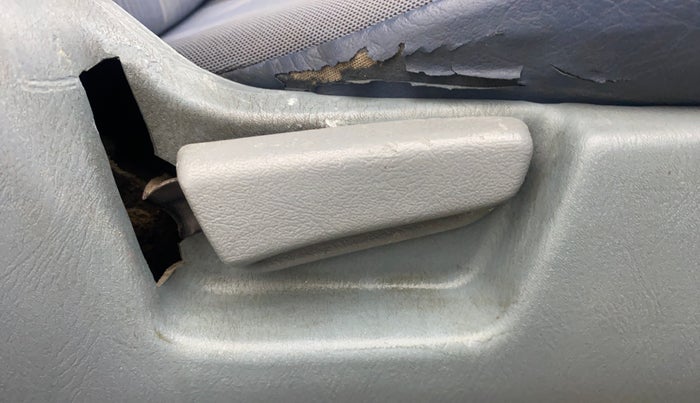 2013 Maruti Alto K10 LXI, Petrol, Manual, 63,092 km, Driver Side Adjustment Panel