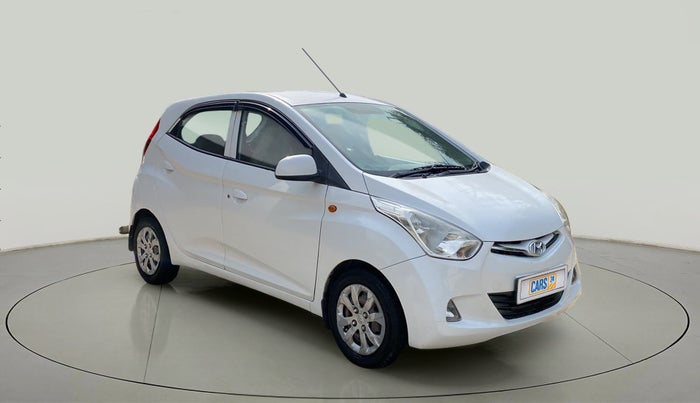 2017 Hyundai Eon SPORTZ, Petrol, Manual, 1,19,265 km, Right Front Diagonal