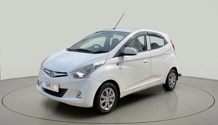 2017 Hyundai Eon SPORTZ, Petrol, Manual, 1,19,265 km, Left Front Diagonal