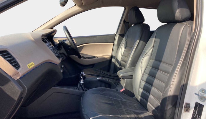 2015 Hyundai Elite i20 ASTA 1.4 CRDI, Diesel, Manual, 75,121 km, Right Side Front Door Cabin