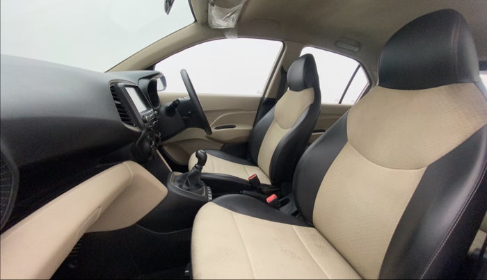 2018 Hyundai NEW SANTRO SPORTZ MT, Petrol, Manual, 58,468 km, Right Side Front Door Cabin