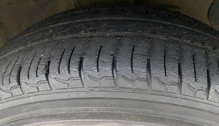 2018 Hyundai NEW SANTRO SPORTZ MT, Petrol, Manual, 58,468 km, Right Front Tyre Tread