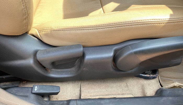 2015 Honda City 1.5L I-VTEC SV, Petrol, Manual, 52,562 km, Driver Side Adjustment Panel