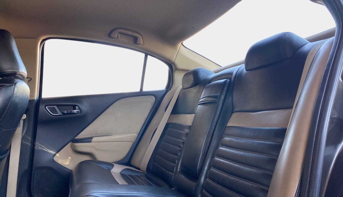 2018 Honda City 1.5L I-DTEC V, Diesel, Manual, 69,202 km, Right Side Rear Door Cabin