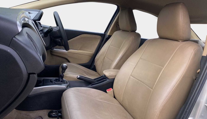 2015 Honda City 1.5L I-VTEC V MT, Petrol, Manual, 1,13,989 km, Right Side Front Door Cabin